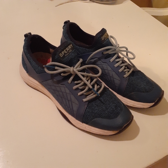 Sperry Sneakers - Picture 2 of 5